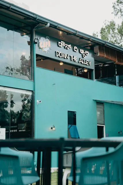 Cafe Down The Alley - Sky Sports