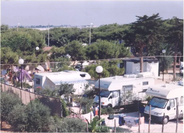 Azienda Agrituristica Agricampeggio "CAPO SCALAMBRI"