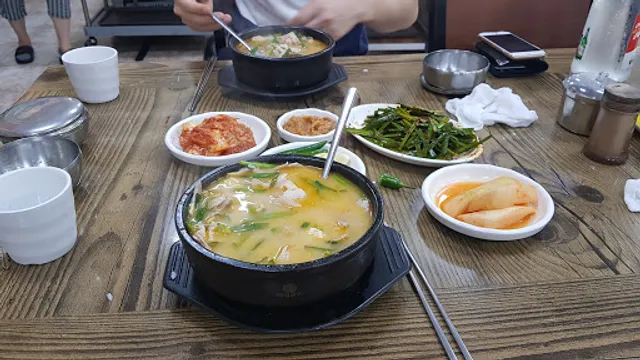 Hyunpung Dak Kalguksu Seongseo Moda Branch