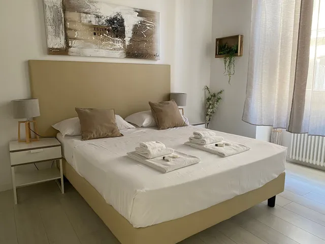 White Ostilia Apartments