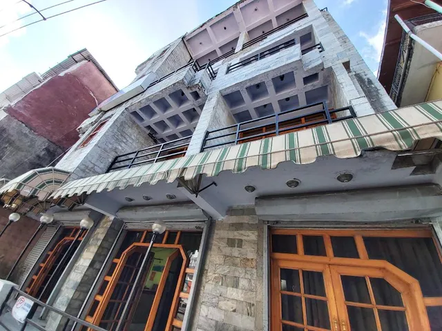 Goroomgo Radha Continental Nainital