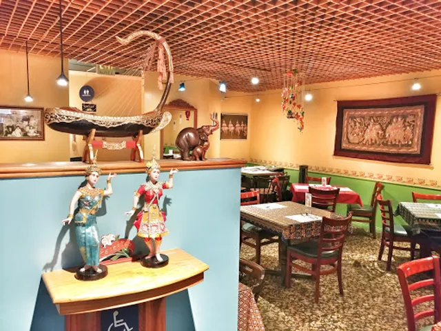 Di-Chan Thai Restaurant