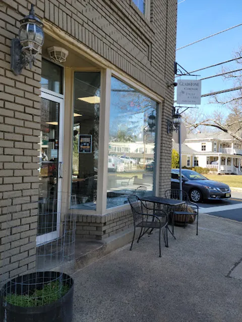 Gladstone Corner Deli & Grill