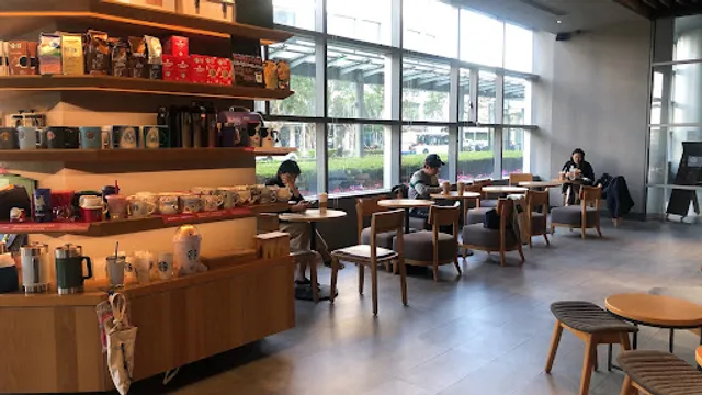 STARBUCKS Banqiao Tpark Shop
