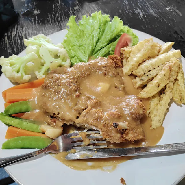 NEW TOMOK RESTAURANT