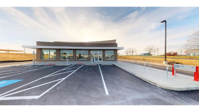 Bank of America (with Drive-thru ATM)