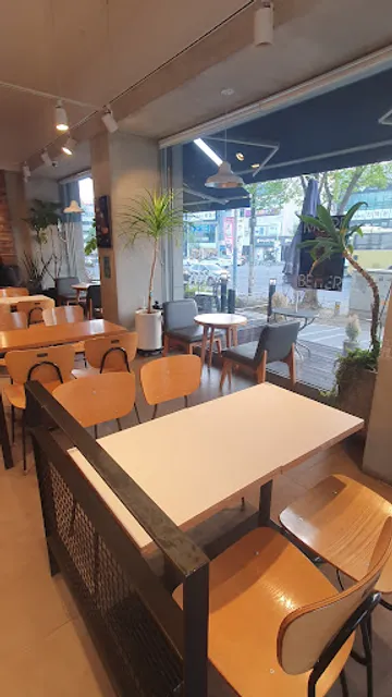 이디야커피전주근영여고점