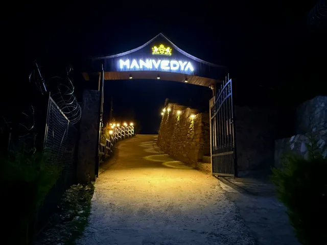 MANIVEDYA (The Jungle Trail Resort)