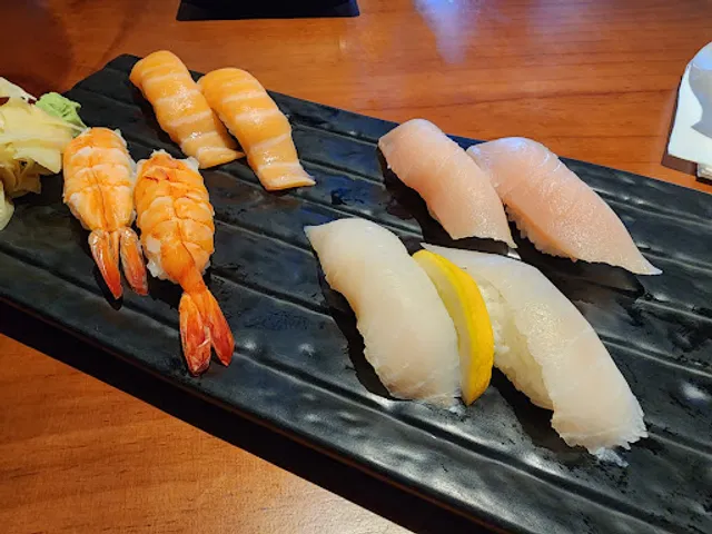 Yanaki Sushi