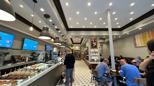 Hanna's Creamery & Cafe