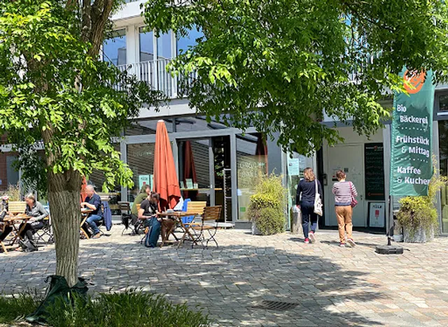 Beumer & Lutum Bio Bäckerei & Café im Metropolenhaus