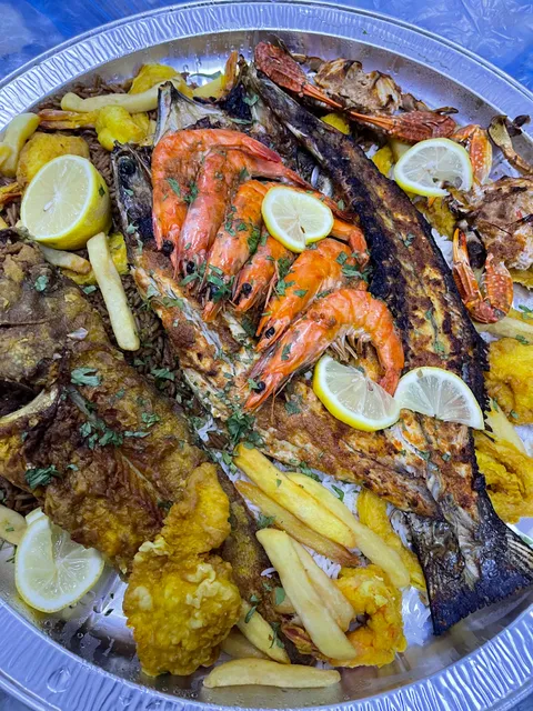 samcozy restaurant سمكوزي