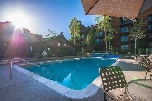 Timber Run by Retreatia