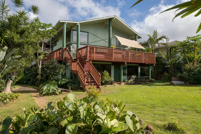 Backpackers Hawaii Vacation Inn and Hostel