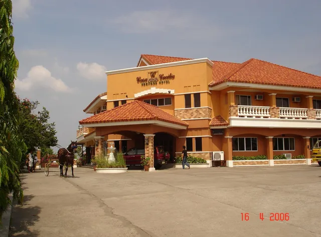 Casa Cecilia Heritage Hotel & Restaurant