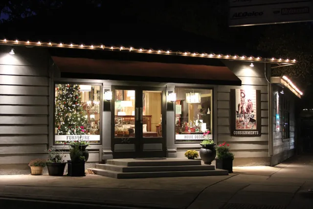 Two Trick Pony Consignment