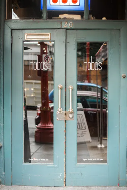 Hobo's | Restaurant & Lounge