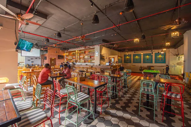 Tiddly Tavern Bar & Grill