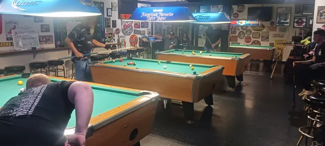 Traxside Bar & Grill