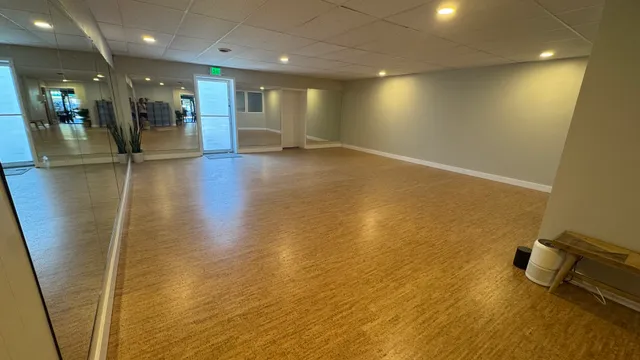 i Feel Good Yoga & Juice Bar