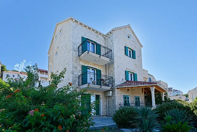 Art apartments Postira