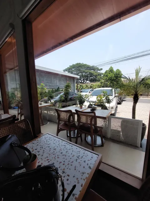 three nine coffee & eatery