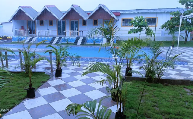 Sun & Moon Farms & Resort Salwad by Travell18