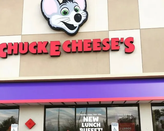 Chuck E. Cheese