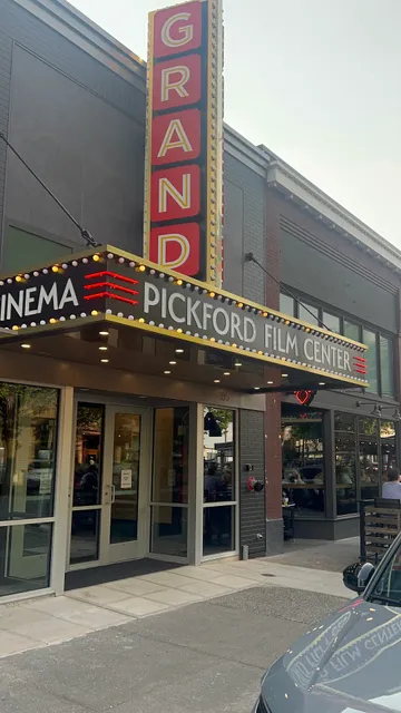 The Pickford On Grand