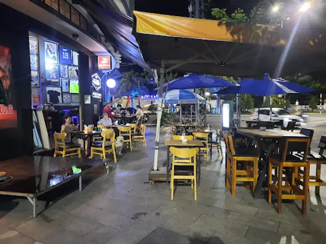 Quy Nhon Sports Bar