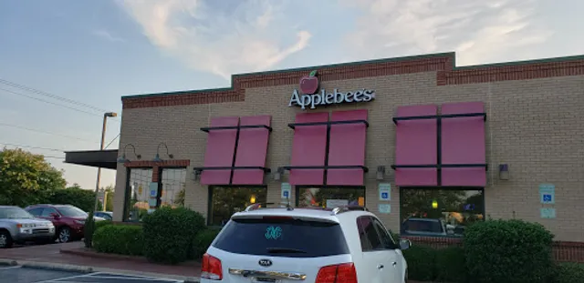 Applebee's Grill + Bar