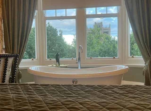 40 Winks Hospitality Ltd.