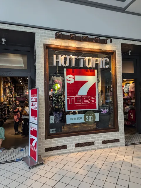 Hot Topic