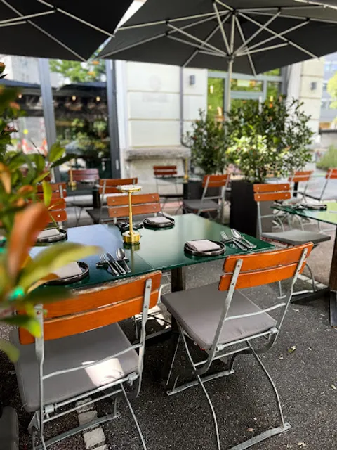 FED Restaurant & Bar