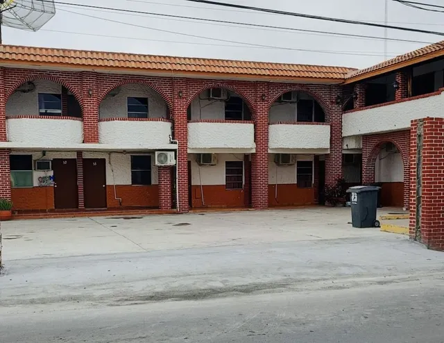 Hotel Cazadores I y II