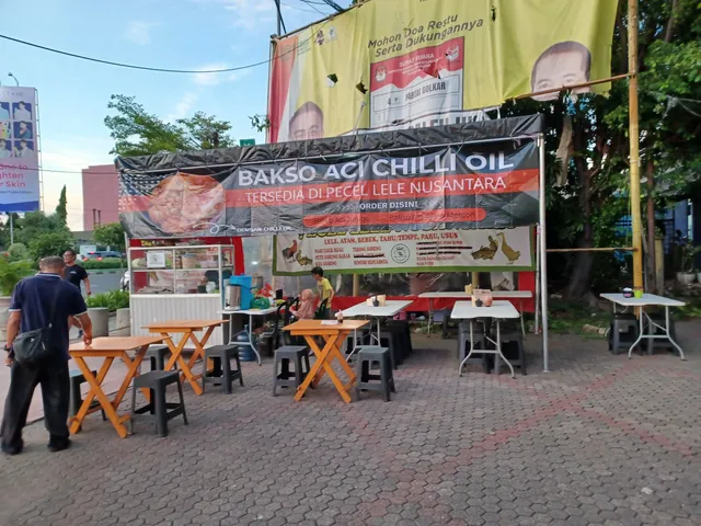 PECEL LELE NUSANTARA Dan BAKSO ACI CHILLI OIL