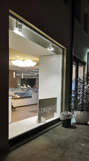 Forneria Cortinovis. Panetteria, caffetteria, aperitivi, pasticceria