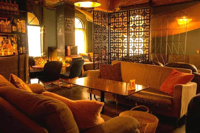 Cafe Garage Dogberry