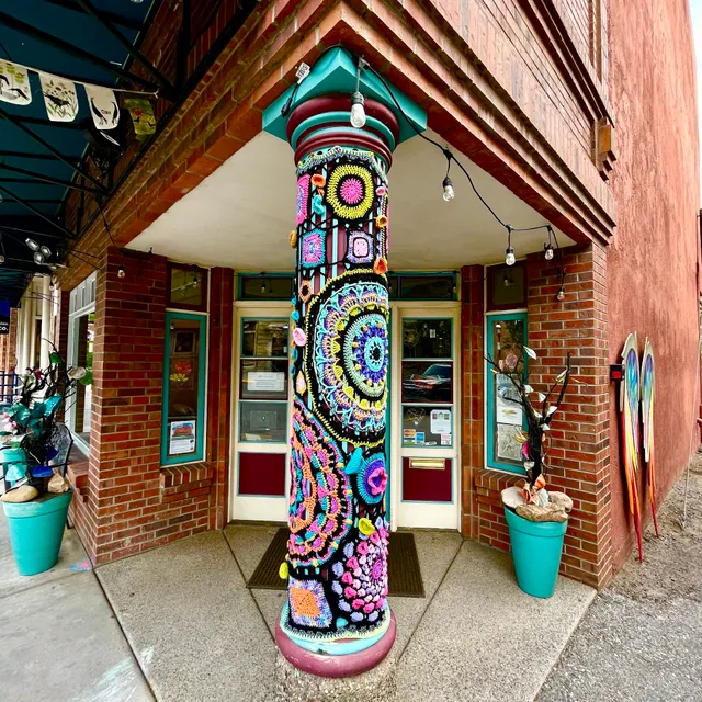 The Mountain Valley Weavers