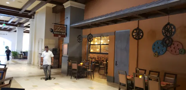 Tobias Burgers & Brews