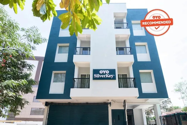 Super OYO Silverkey Executive Stays Yelahanka New Town