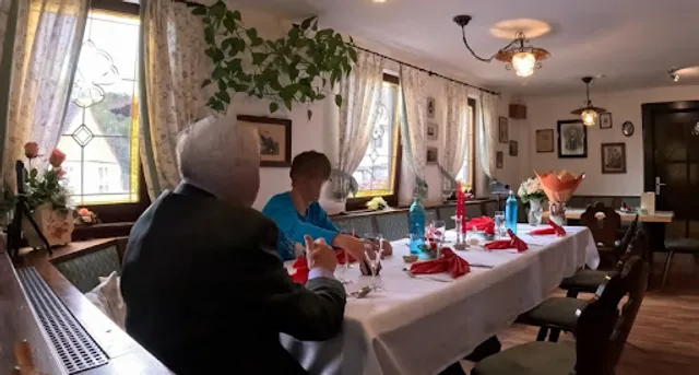 Landgasthof-Hotel zur Linde.