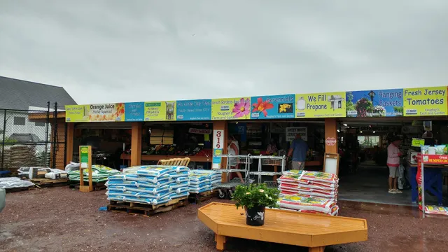 Vaughan's Farm & Garden