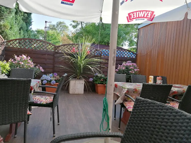 Restauracja DANA Pokoje Gościnne-Stanisław Borkowski