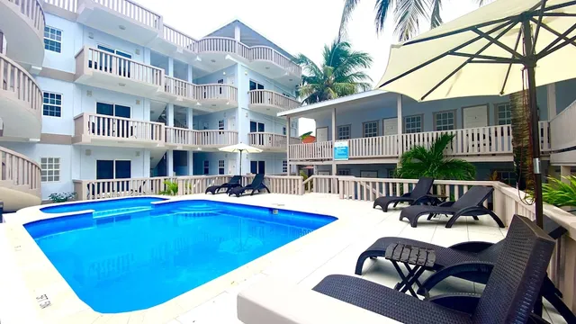 La Isla Resort