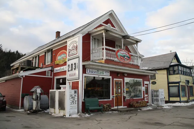 Cambridge Village Market