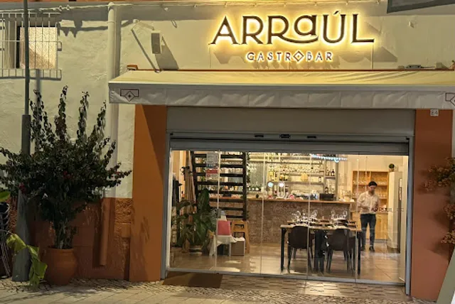 Arraúl Gastro Bar