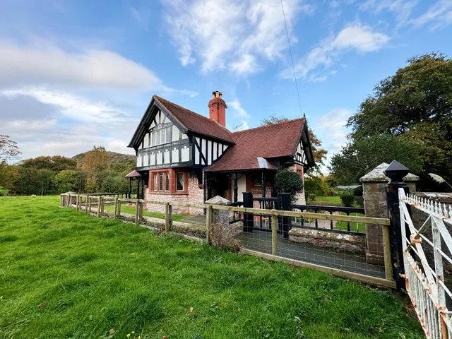 Conwy Lodge Holiday Cottage