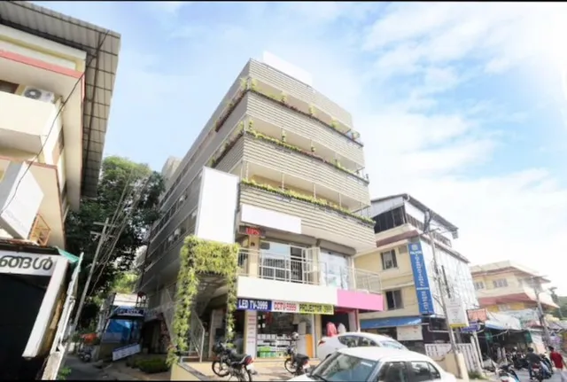 OYO 37808 Hotel Charminar