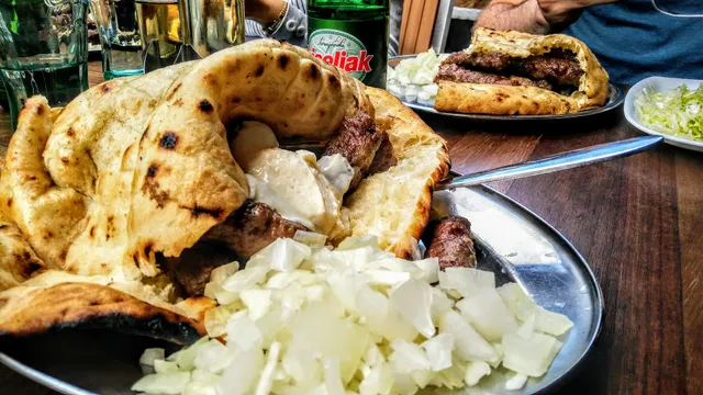 Ćevabdžinica Mrkva Baščaršija